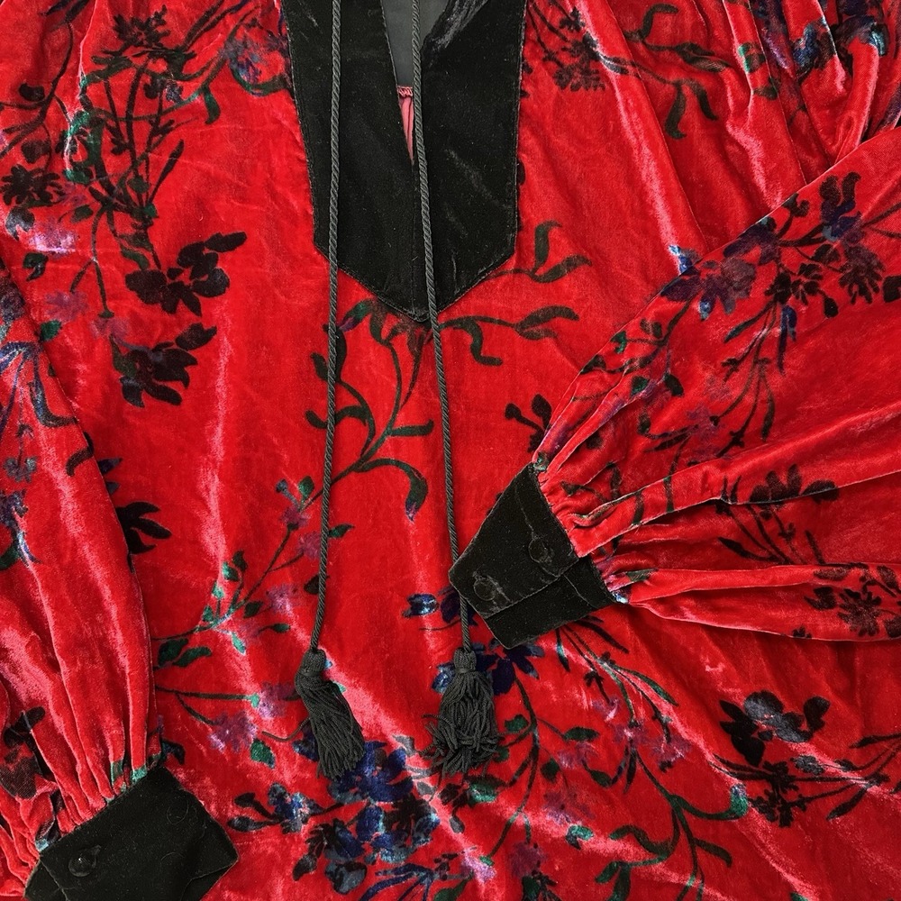 House Of Harlow 1960 x Revolve Red Velvet Long Sleeve Peasant Blouse Small - Picture 4 of 9